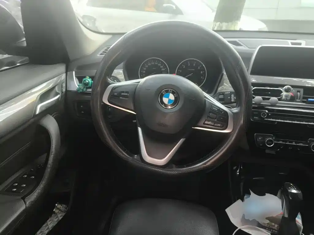 BMW X1 — миниатюра 11