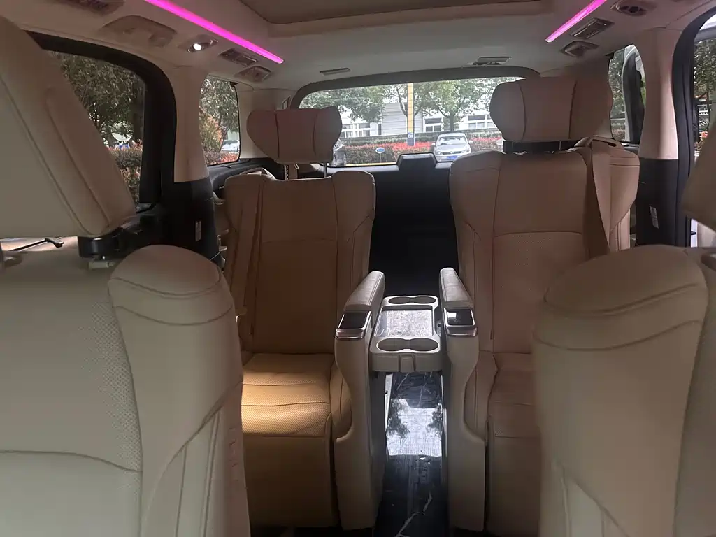 Toyota Alphard 2021 2.5L Luxury