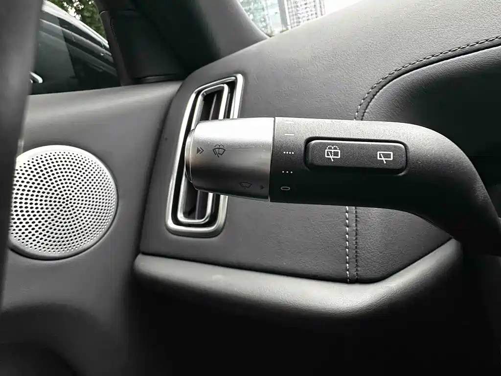Li Auto Li L9 — миниатюра 28