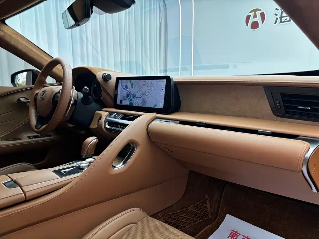 Lexus LC — миниатюра 14