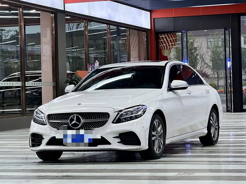 Mercedes-Benz C-Class 2019