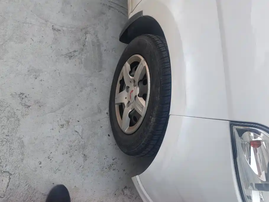 Wuling Hongguang — миниатюра 6