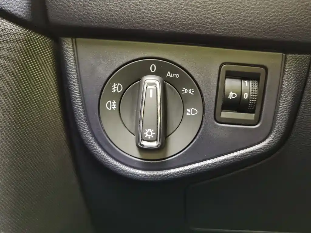Volkswagen Lavida — миниатюра 21