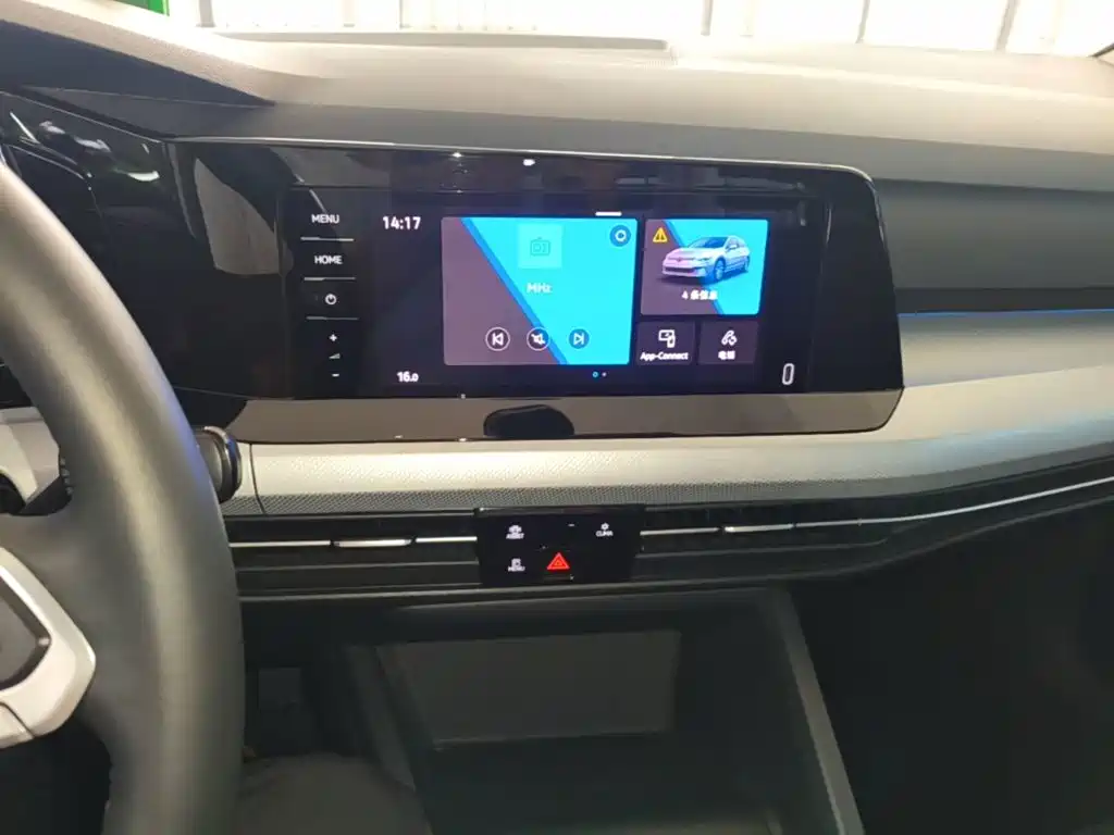 Volkswagen Golf — миниатюра 13