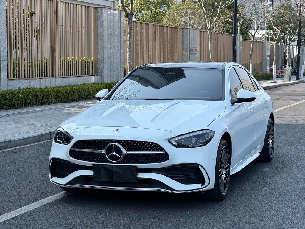 Mercedes-Benz C-Class 2022