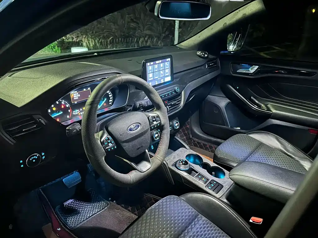 Ford Focus — миниатюра 3