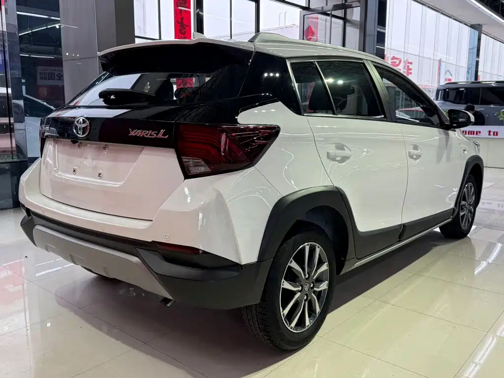 TOYOTA YARIS L ZHIXUAN