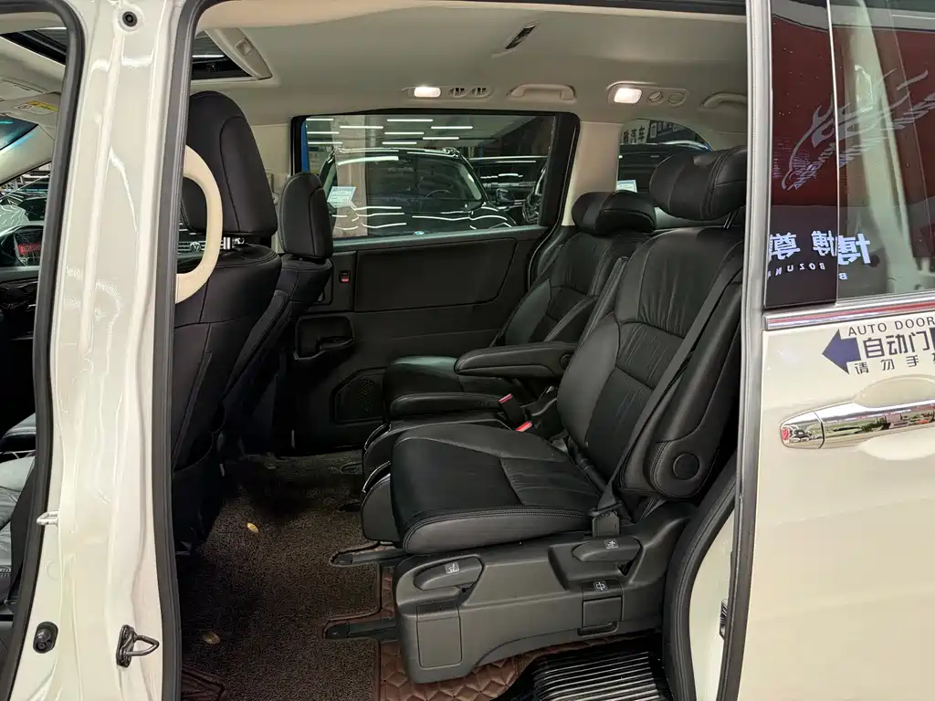 Honda Odyssey — миниатюра 8