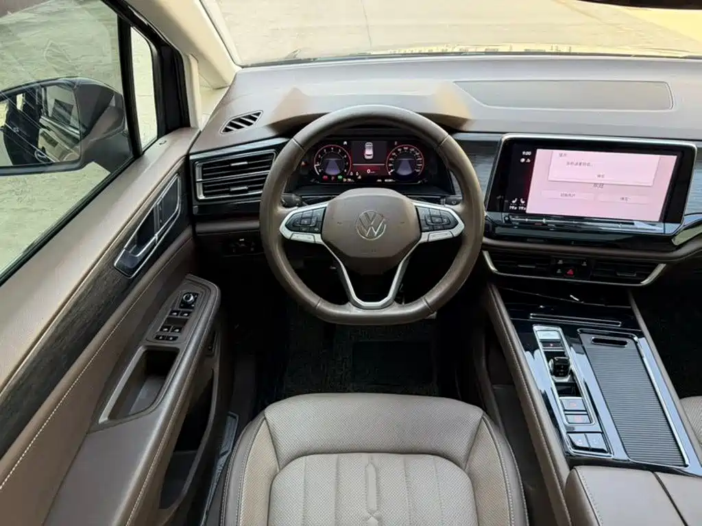 Volkswagen Viloran 2023 380TSI