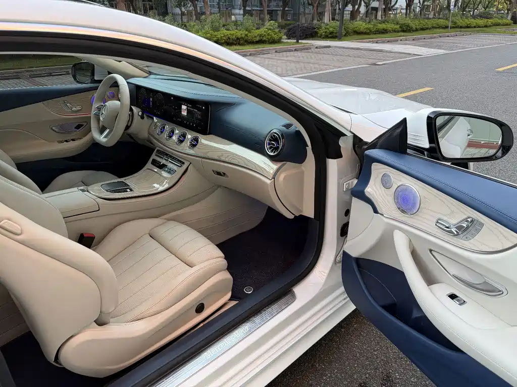 Mercedes-Benz E-Class (Import) — миниатюра 20