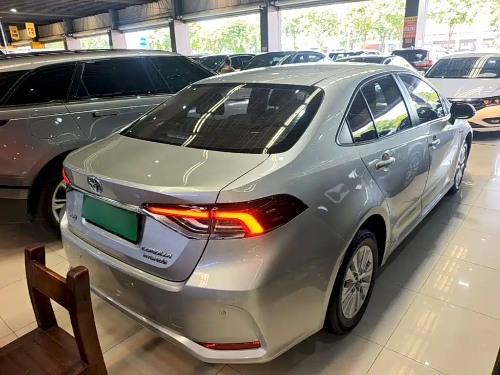 Toyota Corolla — миниатюра 7