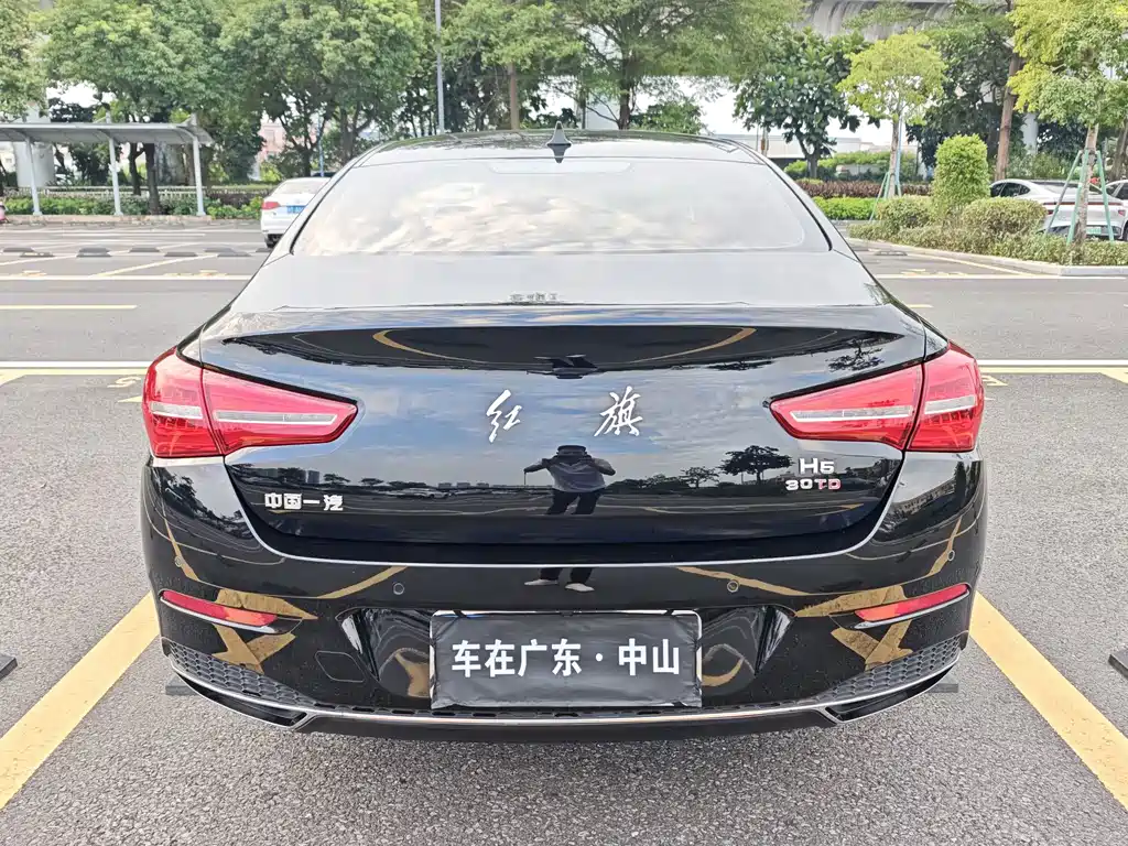 Hongqi Hongqi H5 — миниатюра 21