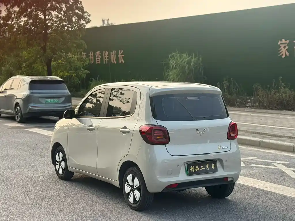Wuling MINIEV — миниатюра 7