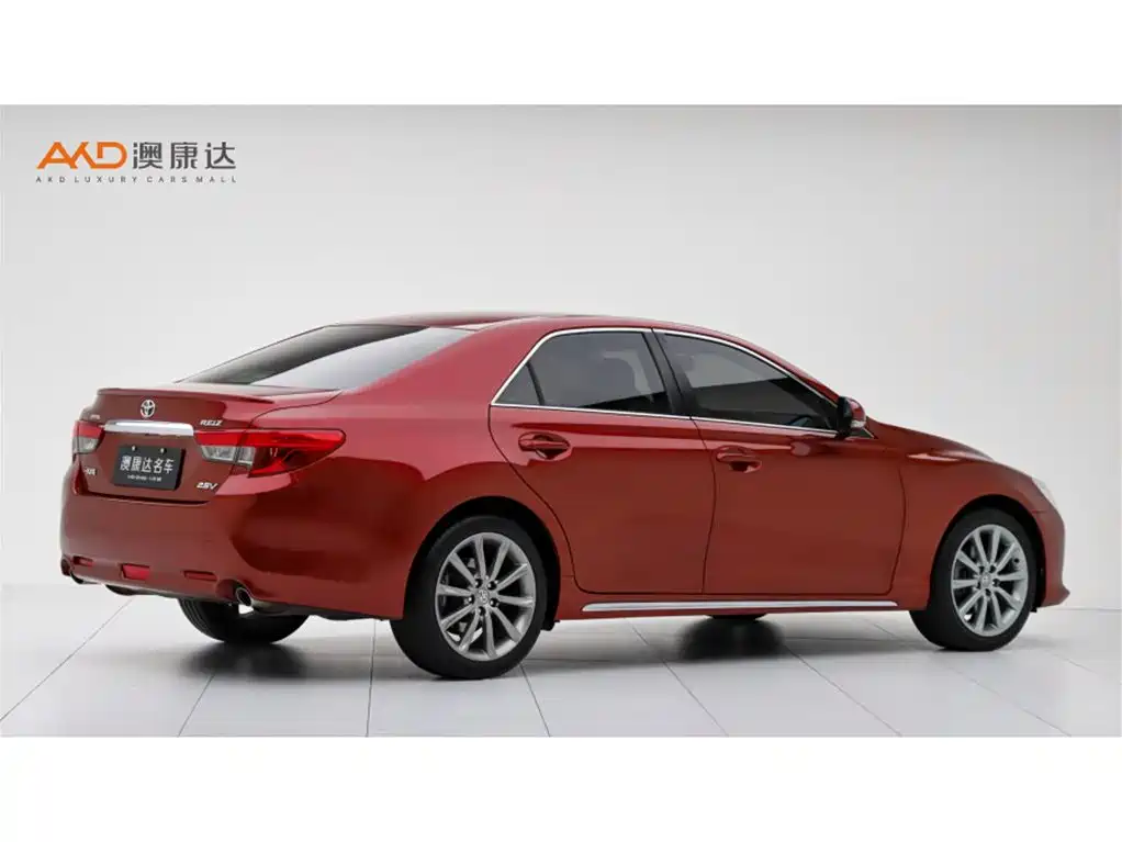 Toyota Reiz — миниатюра 3