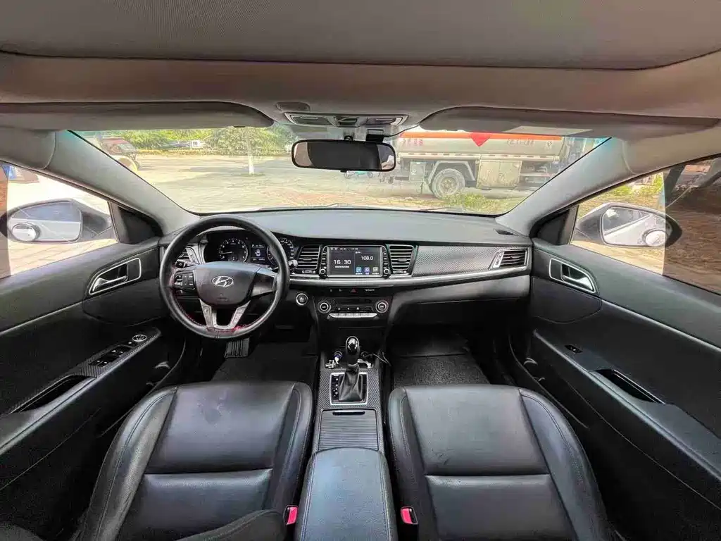 Hyundai Mistra — миниатюра 9