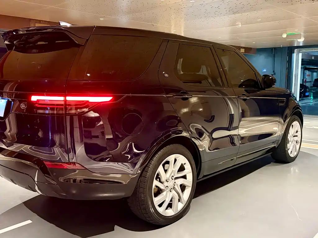 Land Rover Discovery — миниатюра 7