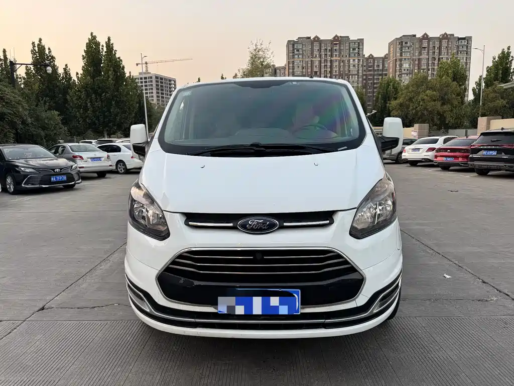 Ford Transit — миниатюра 2