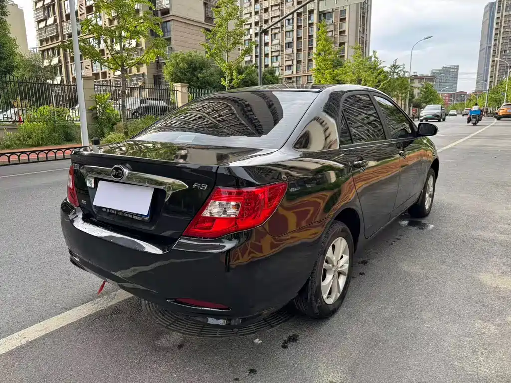 BYD F3 — миниатюра 6