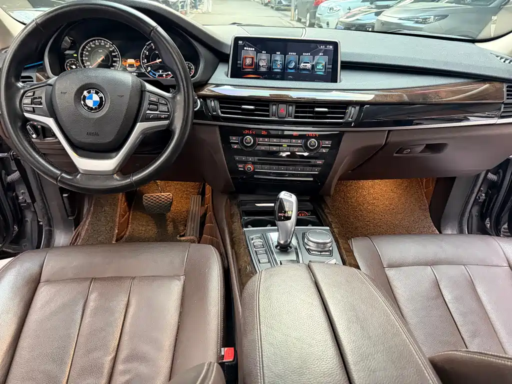 BMW X5 (Import) — миниатюра 16