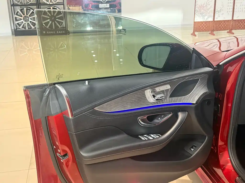 Mercedes-Benz CLS — миниатюра 14