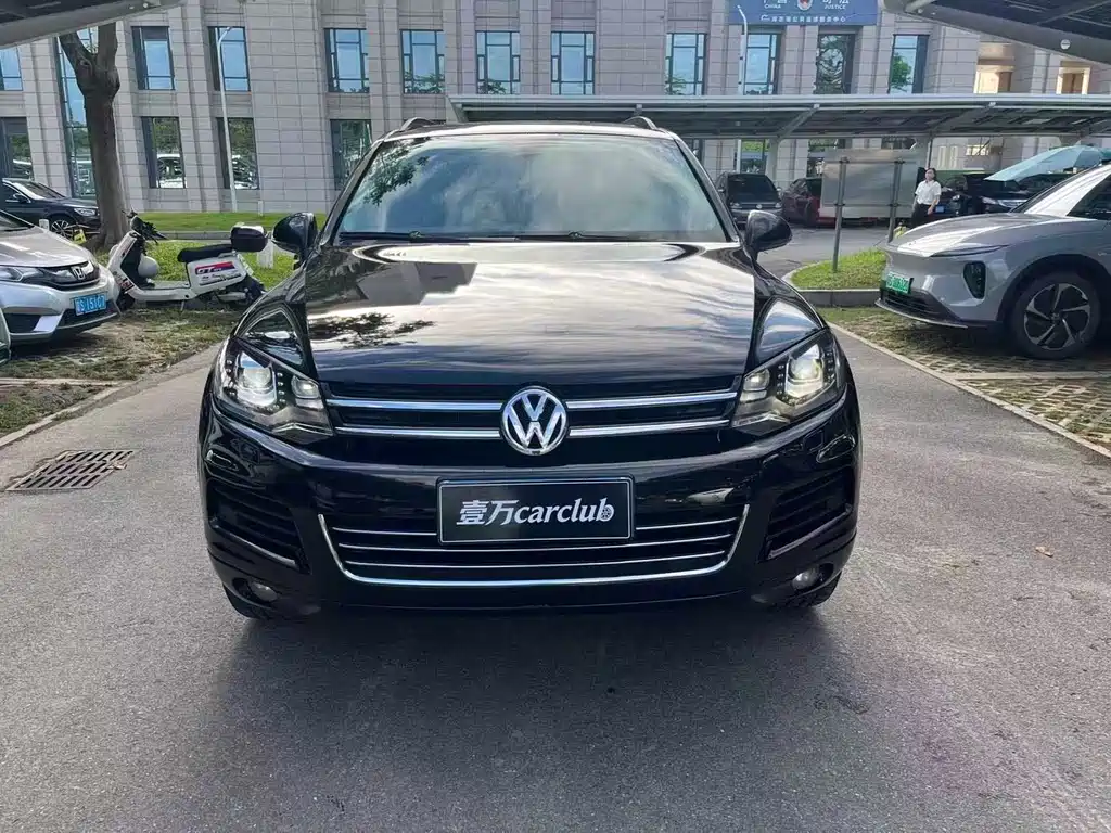 Volkswagen Touareg — миниатюра 2