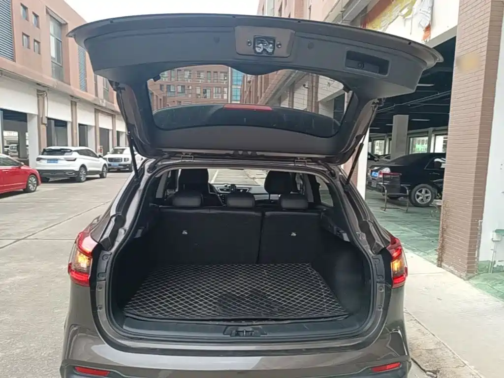 Nissan Qashqai — миниатюра 19