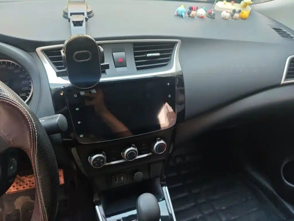 Nissan Sylphy — миниатюра 9