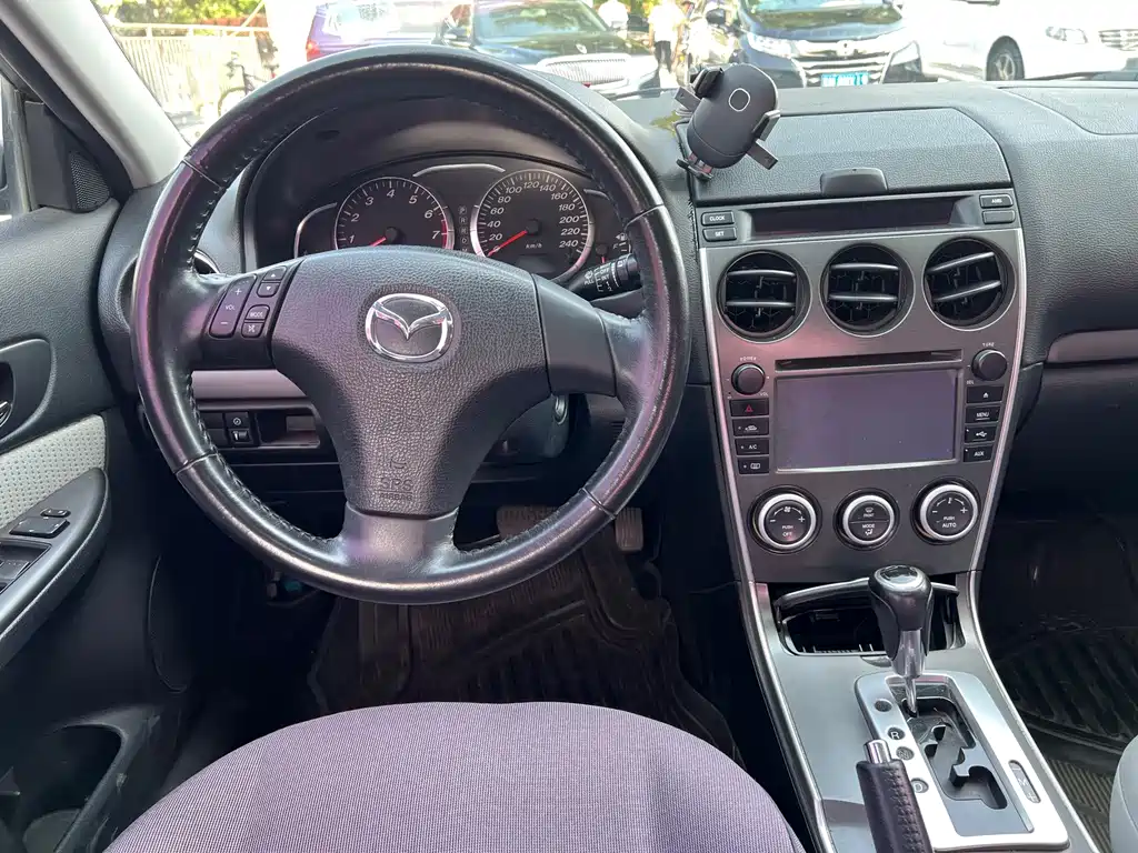 Mazda 6 — миниатюра 9