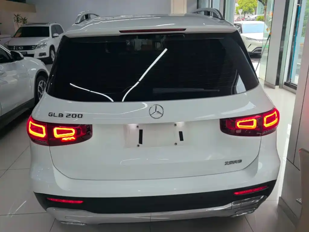 Mercedes-Benz GLB — миниатюра 6