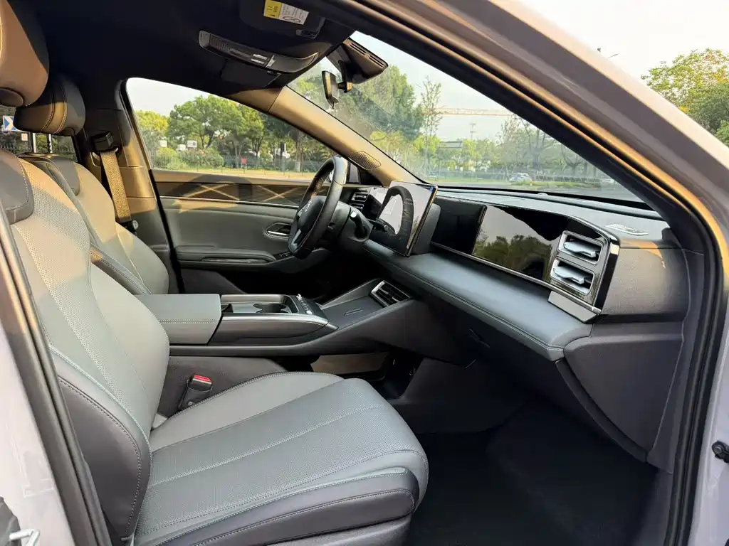 BYD Qin L — миниатюра 7