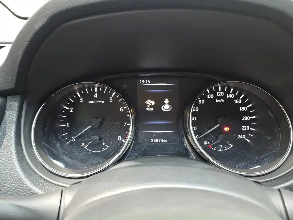 Nissan Qashqai — миниатюра 13