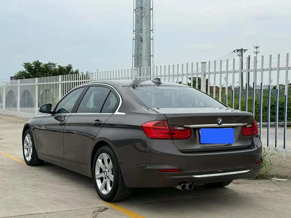 BMW 3 Series — миниатюра 4
