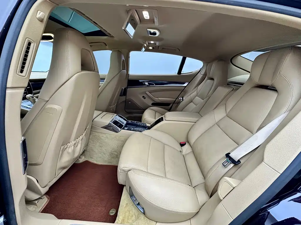 Porsche Panamera — миниатюра 5