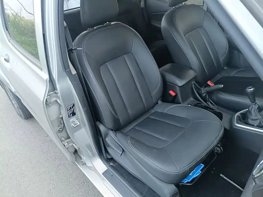 Dongfeng Rich — миниатюра 25