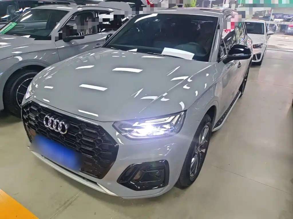 Audi Q5L — миниатюра 2