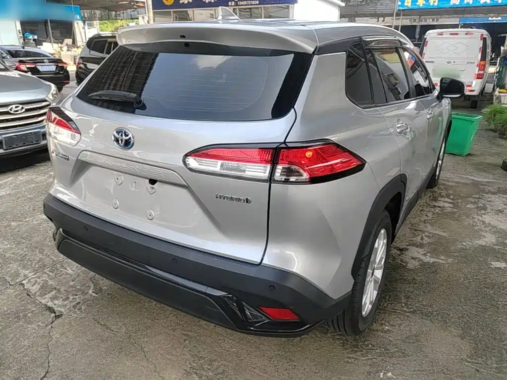 Toyota Frontlander — миниатюра 7