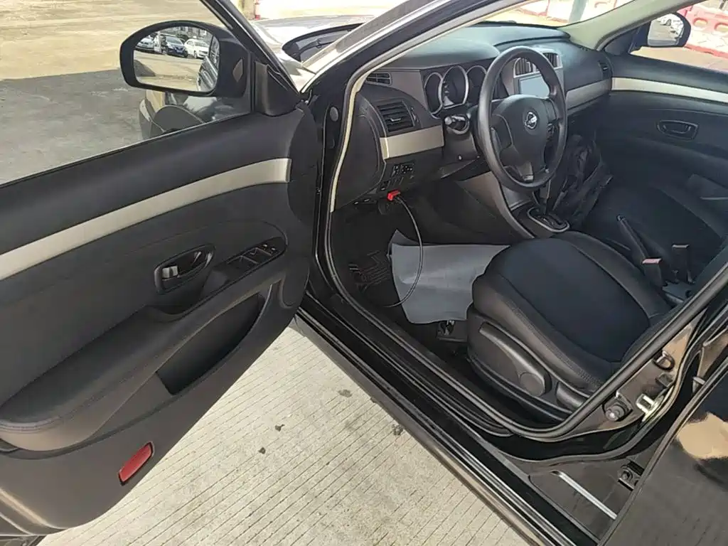 Nissan Sylphy — миниатюра 16