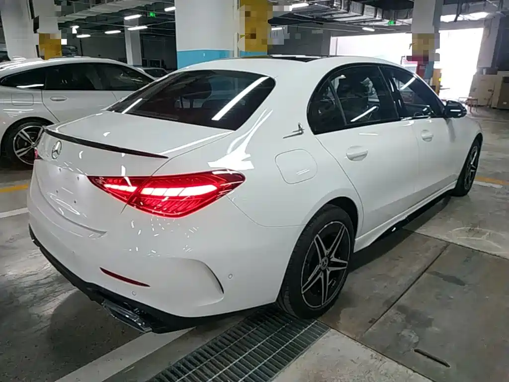 Mercedes-Benz C-Class — миниатюра 7