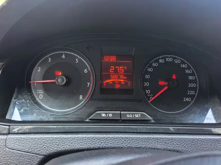 Volkswagen Santana — миниатюра 14