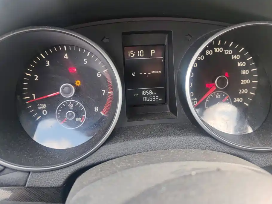 Volkswagen Golf — миниатюра 14