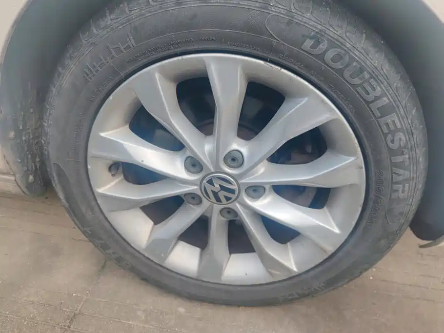 Volkswagen Golf — миниатюра 6