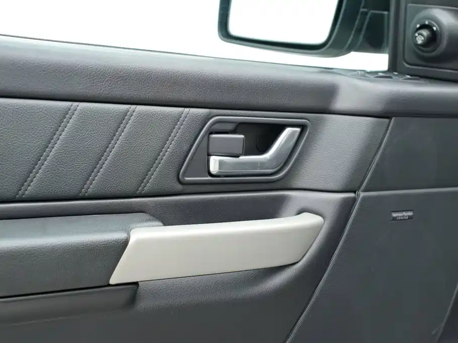 Land Rover Sport — миниатюра 16