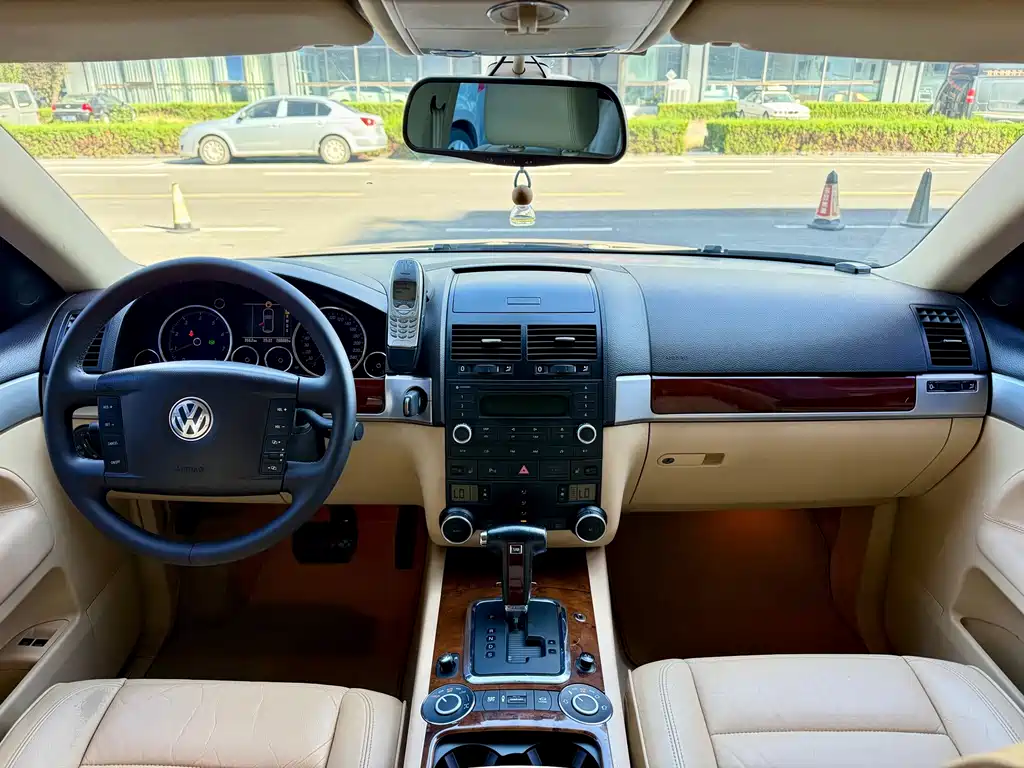 Volkswagen Touareg — миниатюра 9