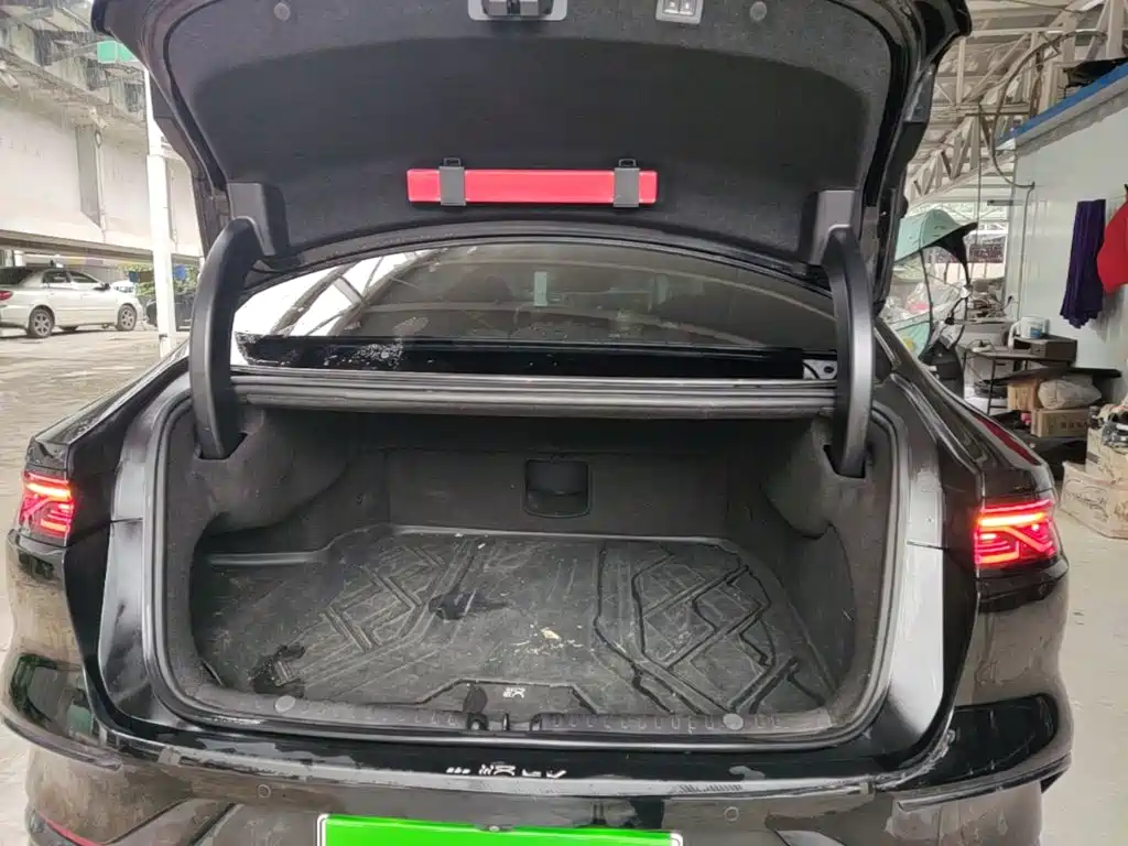 BYD Han — миниатюра 15