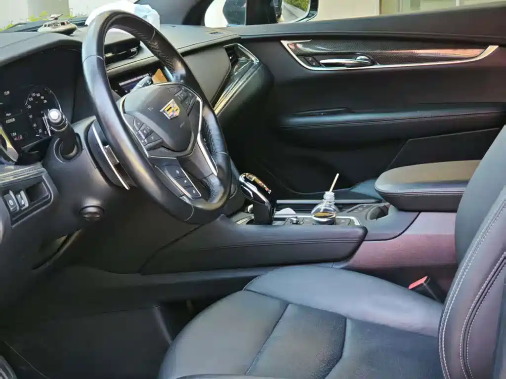 Cadillac XT5 — миниатюра 11