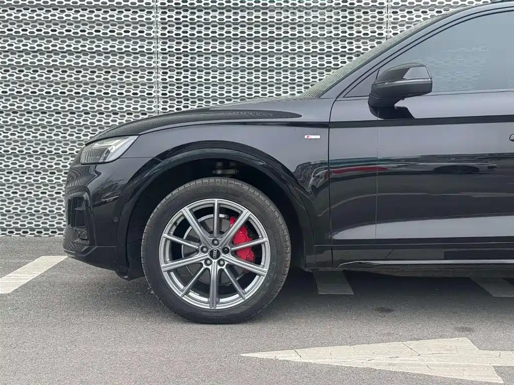 Audi Q5L 2024 45 TFSI Luxury