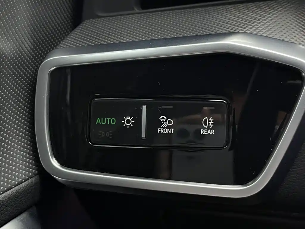 Audi A6L — миниатюра 20