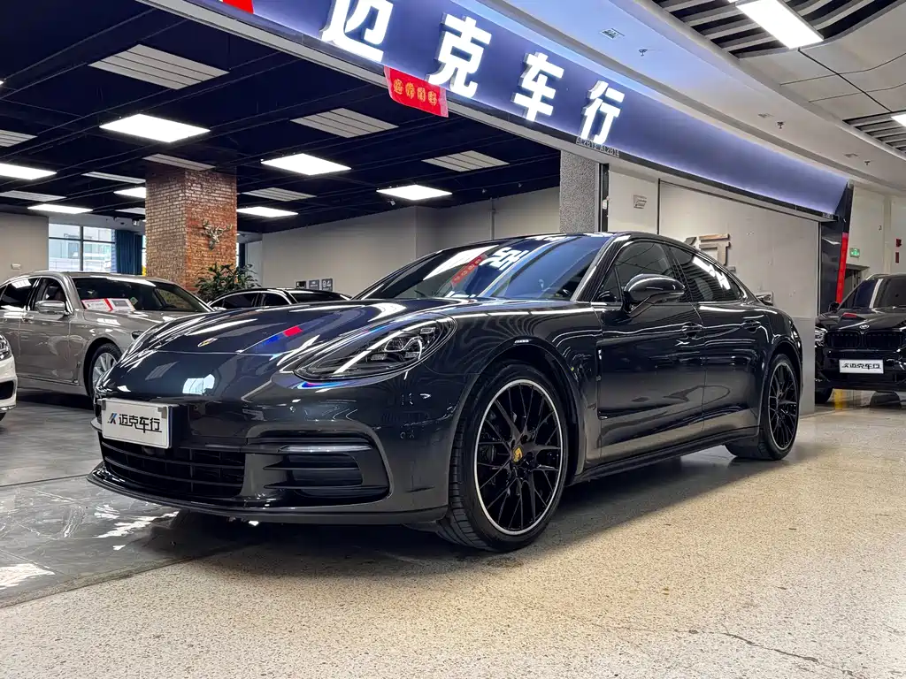 Porsche Panamera 2019