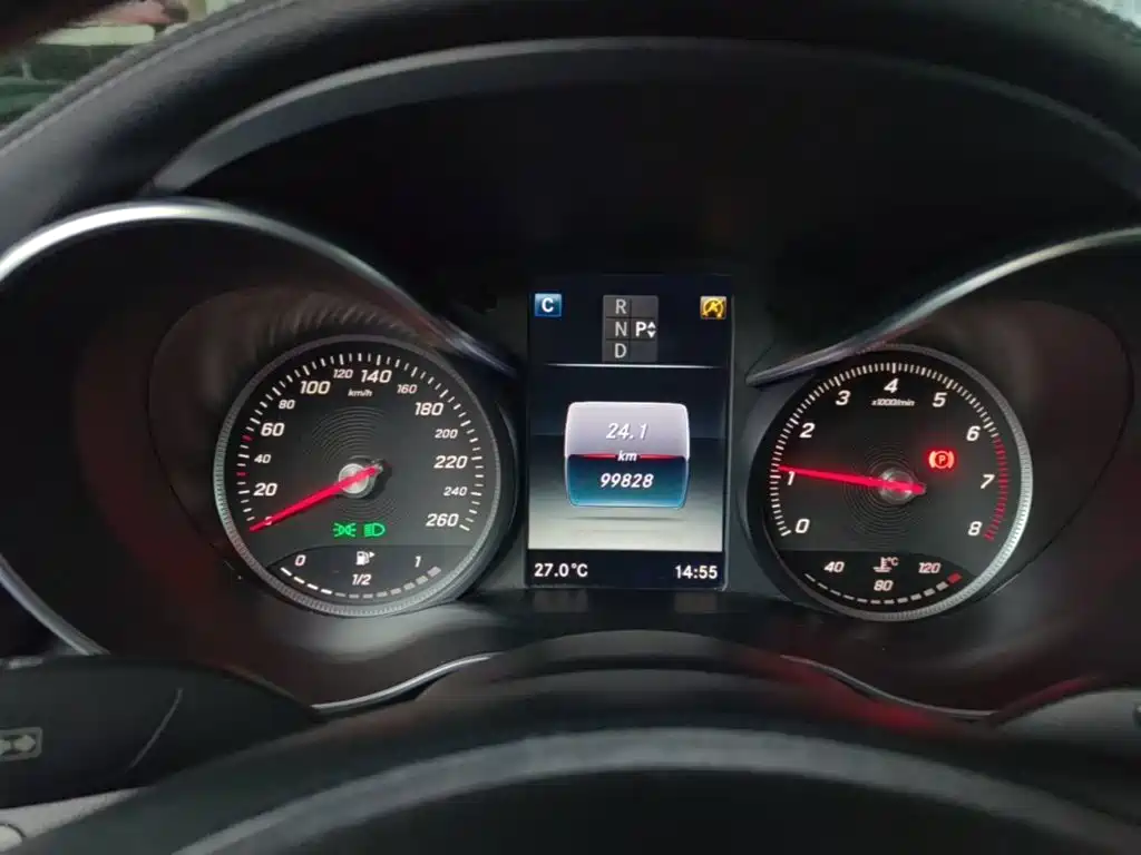 Mercedes-Benz C-Class — миниатюра 12