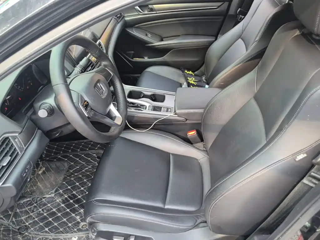 Honda Accord — миниатюра 15